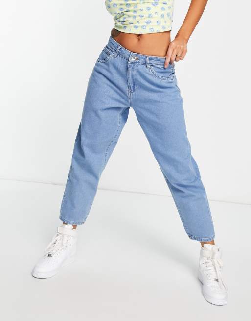 Wednesday's Girl mom jeans in light wash, 3 of 4