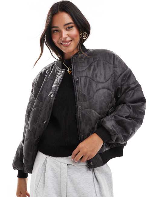 Wednesday's Girl – Mörkbrun bomberjacka i oversize med tvättad finish