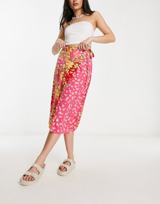 Wednesday's Girl Multi Floral Print Wrap Skirt In Pink