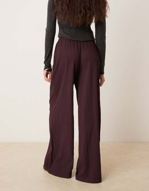 Wednesday's Girl - Pantalon texturé ample avec liens noués - Prune, 4 de 5
