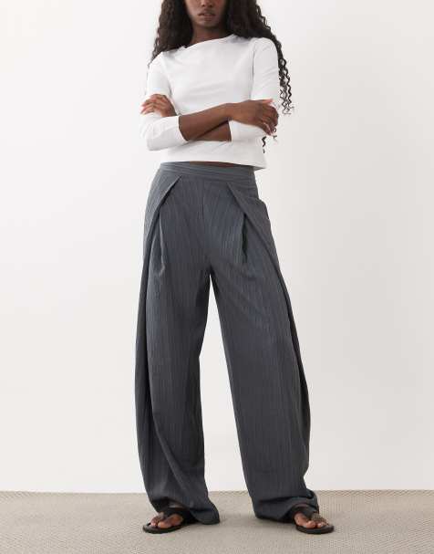 Wednesday's Girl pleated pants in grey - view 1