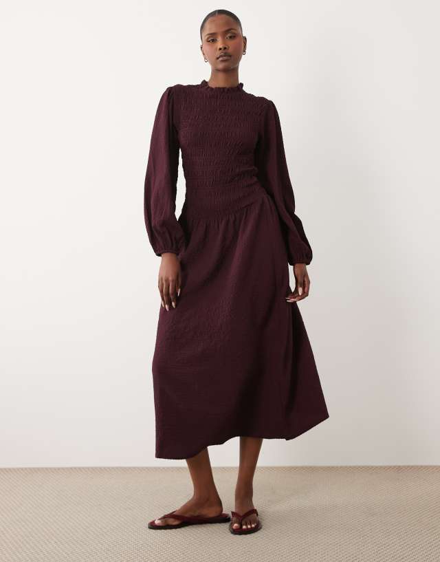 Wednesday's Girl puff sleeve shirred detail midaxi dress in deep