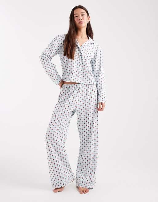 Wednesday's Girl - Pyjamassæt med langærmet skjorte og bukser med blomsterprint