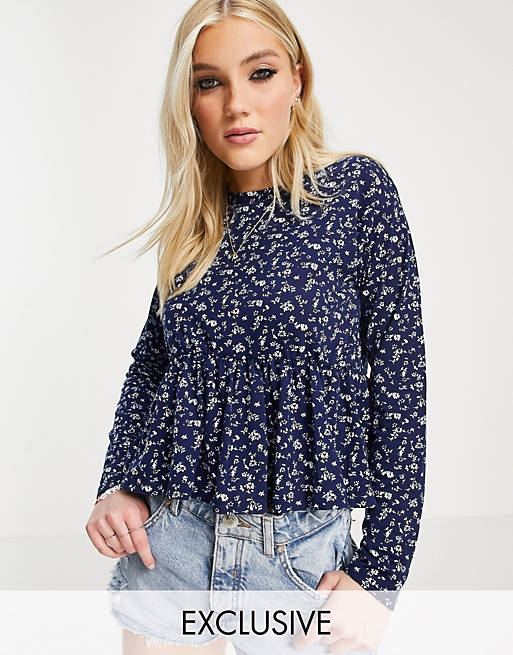 Wednesday's Girl relaxed smock top with peplum hem in ditsy floral print