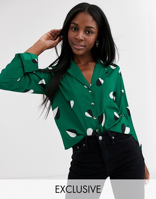 Wednesday's Girl revere collar blouse in abstract heart print