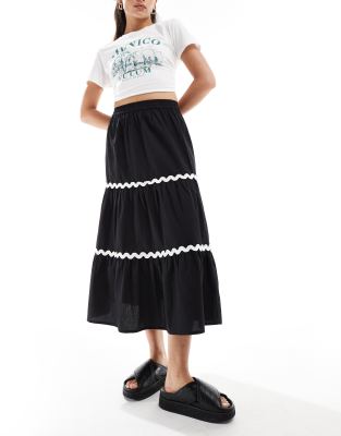 Wednesday's Girl Wednesday's Girl rik-rak detail midi skirt in black