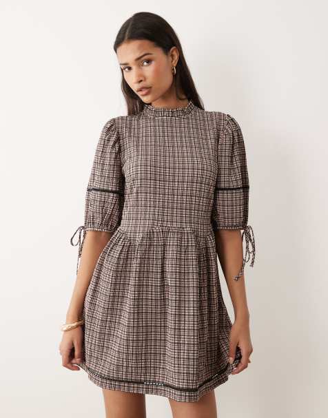 Wednesday's Girl - Robe babydoll courte texturée à carreaux - Rose - view 1