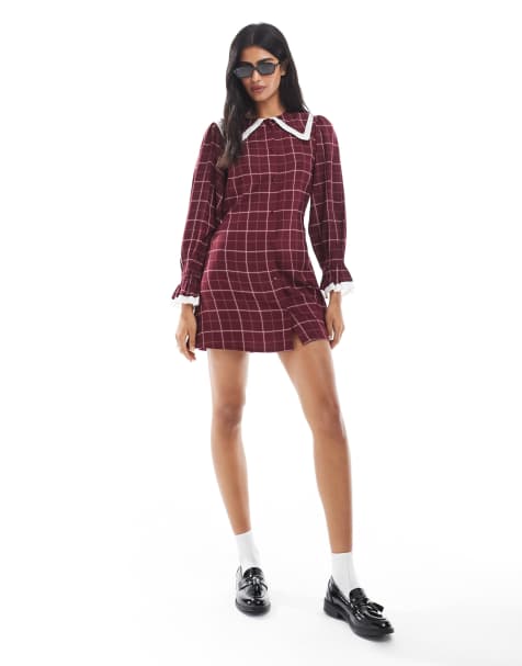 Wednesday's Girl - Robe courte à col oversize et motif quadrillé - Bordeaux - view 1