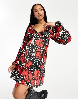 Wednesday's Girl rose bloom floral puff sleeve mini dress in black