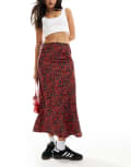 [Wednesday's Girl] Wednesday's Girl rose print midaxi skirt in red XS RED