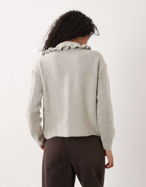 Wednesdays Girl ruffle collared cardigan in grey, 3 of 4