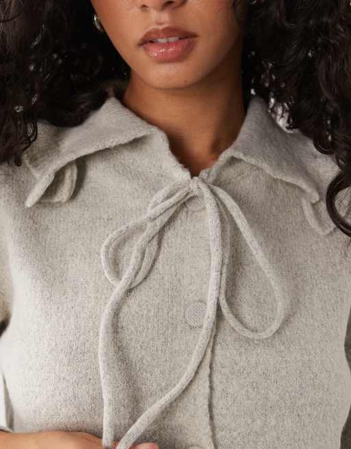 Wednesdays Girl ruffle collared cardigan in grey, 4 of 4