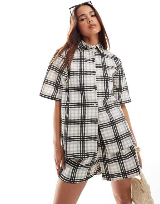 Wednesday's Girl - Ruimvallend gestreept overhemd met korte mouwen in multi, deel van co-ord set