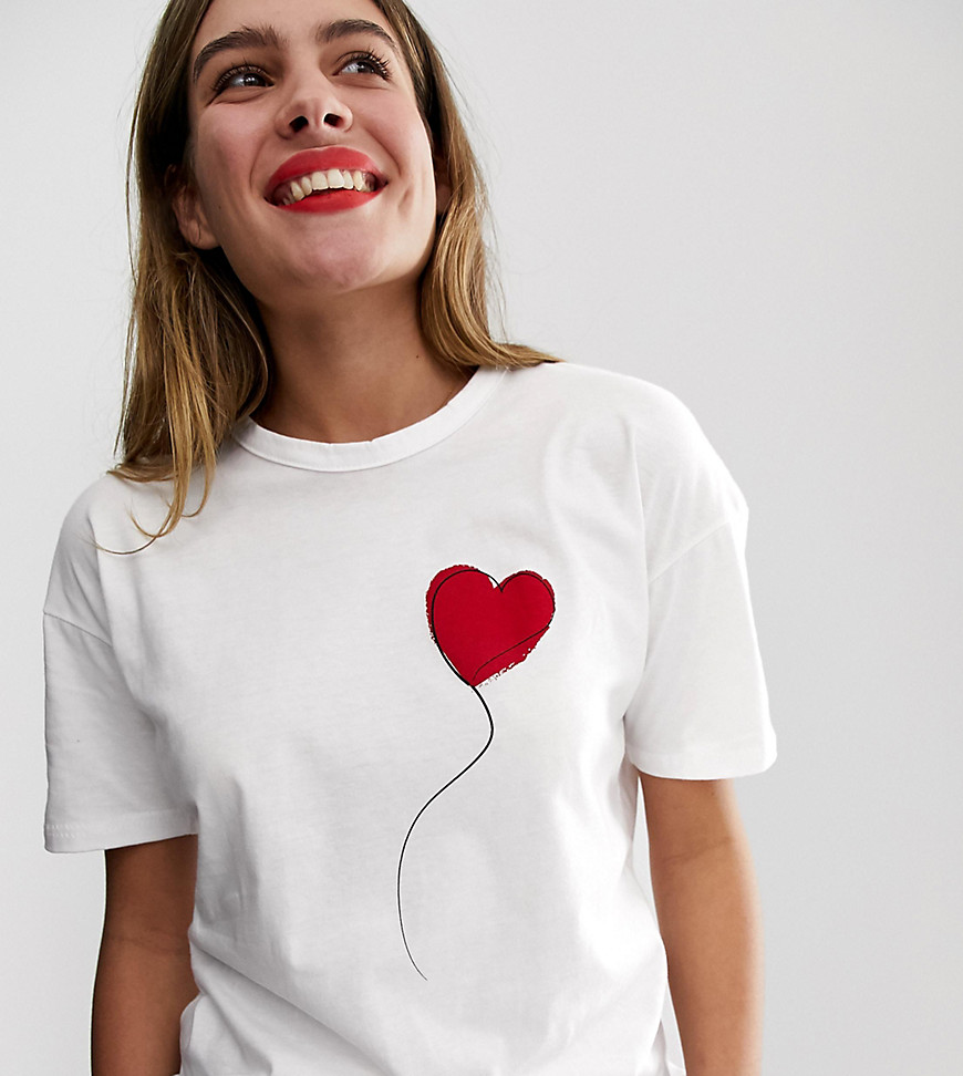 Wednesday's Girl - Ruimvallend T-shirt met hartjes ballonprint-Wit