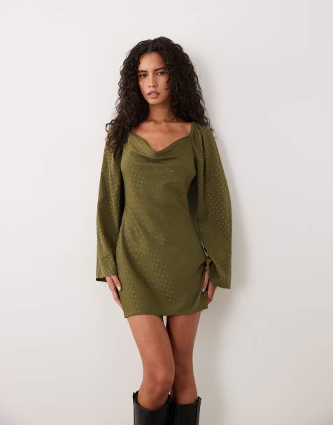 Wednesday's Girl Satin-Minikleid in Olivgrün - view 1