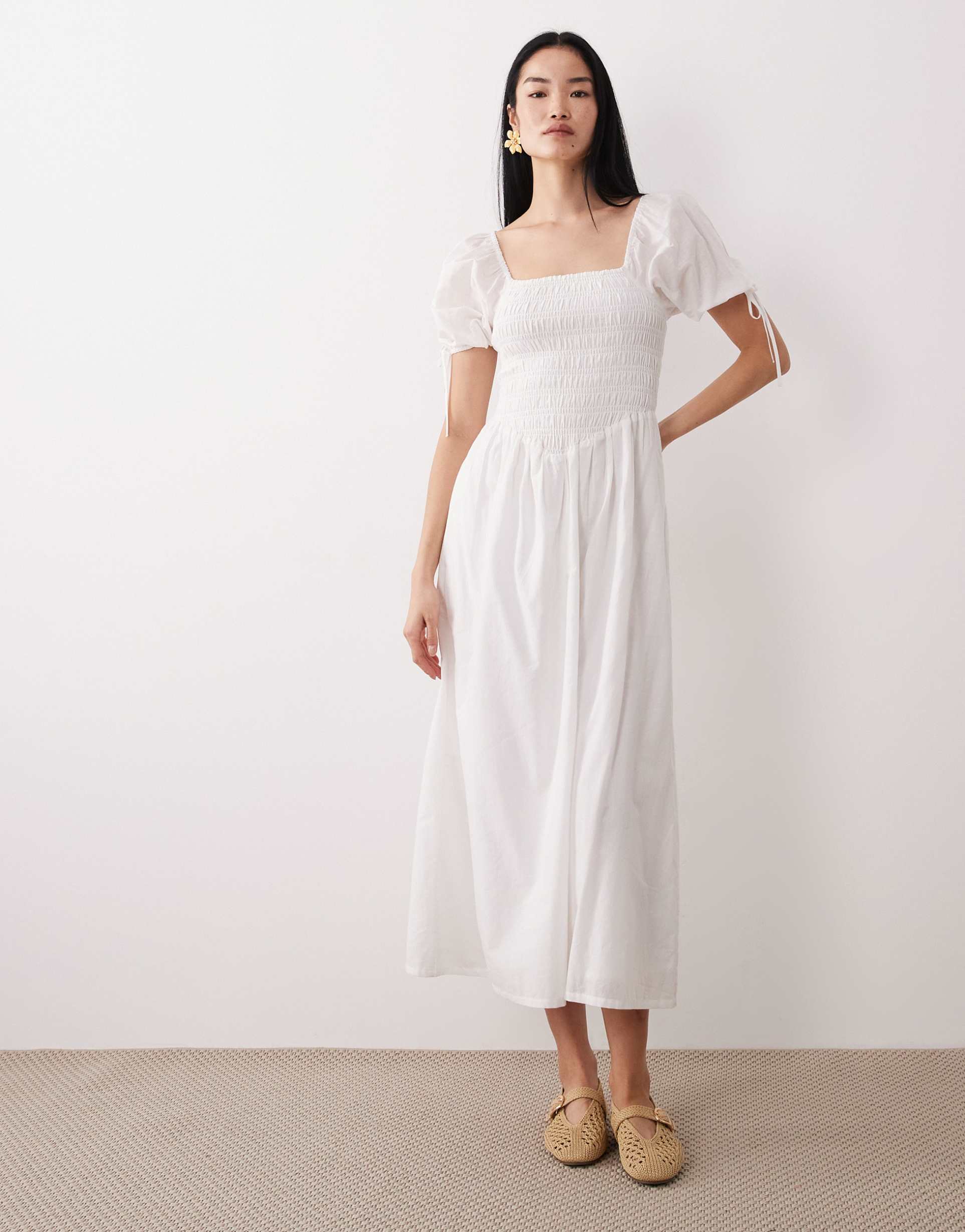 wednesday's girl shirred detailing midi smock dress in white