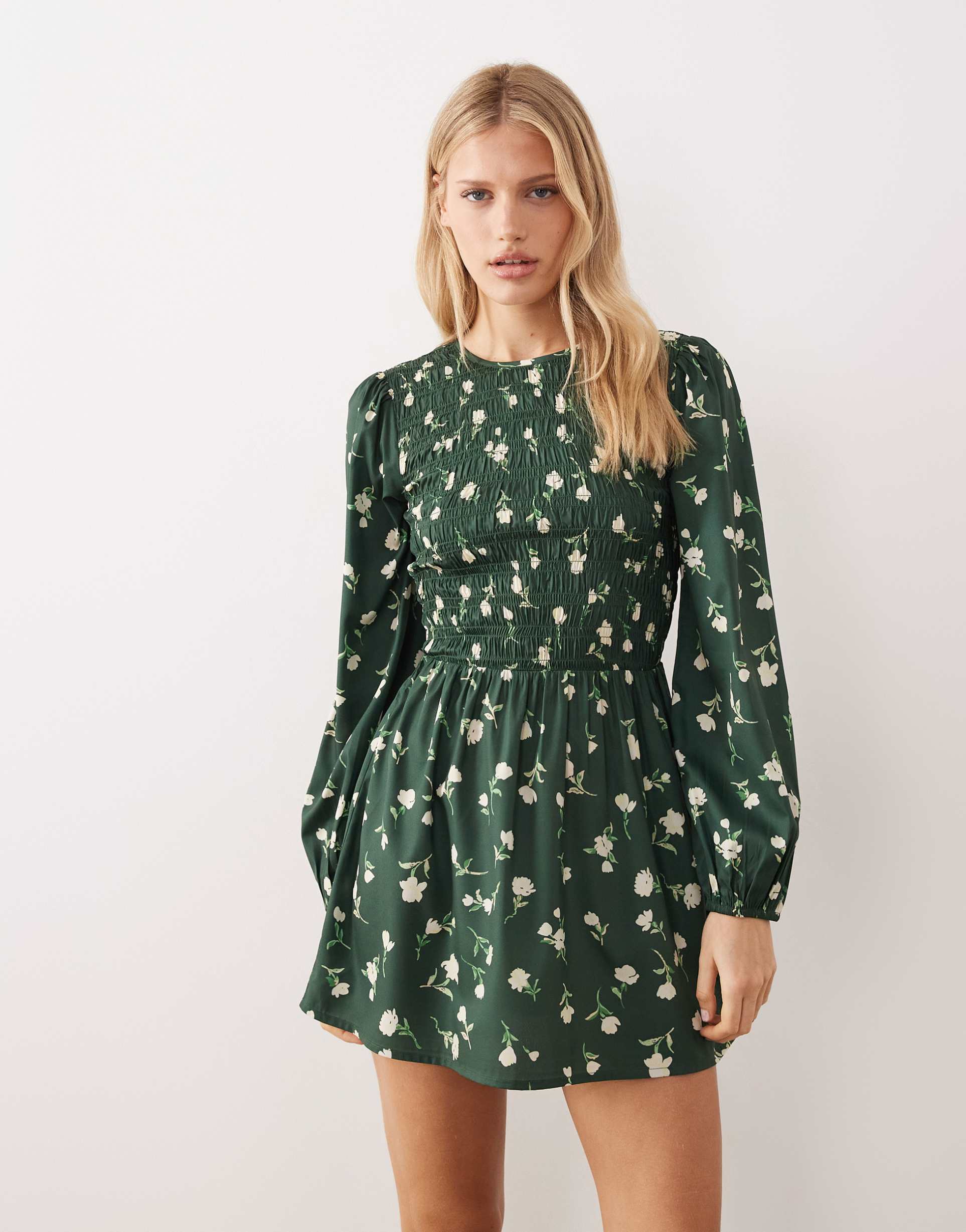 wednesday's girl shirred long sleeve floral print mini dress in green