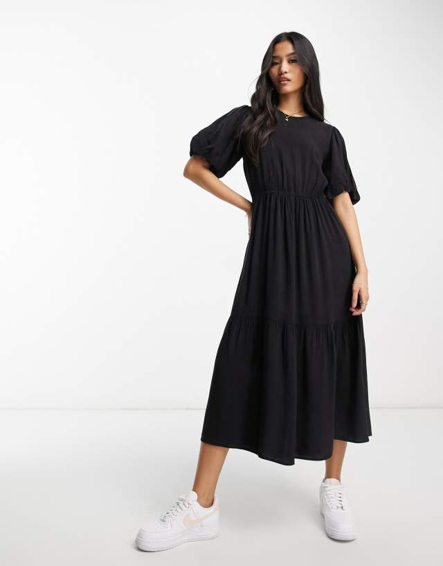 Wednesday's Girl shirred puff sleeve midi dress in acid wash black