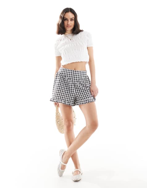 Wednesday's Girl - Shorts met ruches aan de zoom en gingham ruit in zwart - view 1