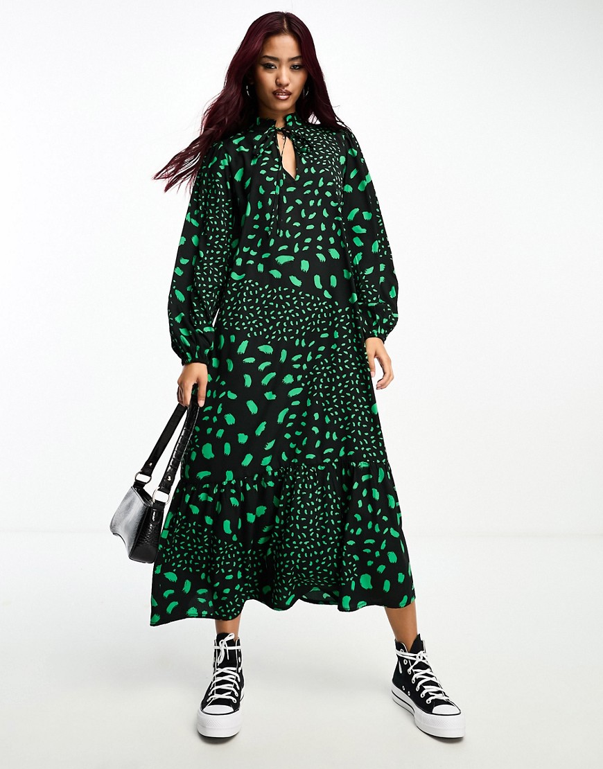 Wednesday's Girl sketch print midaxi smock dress in green and black