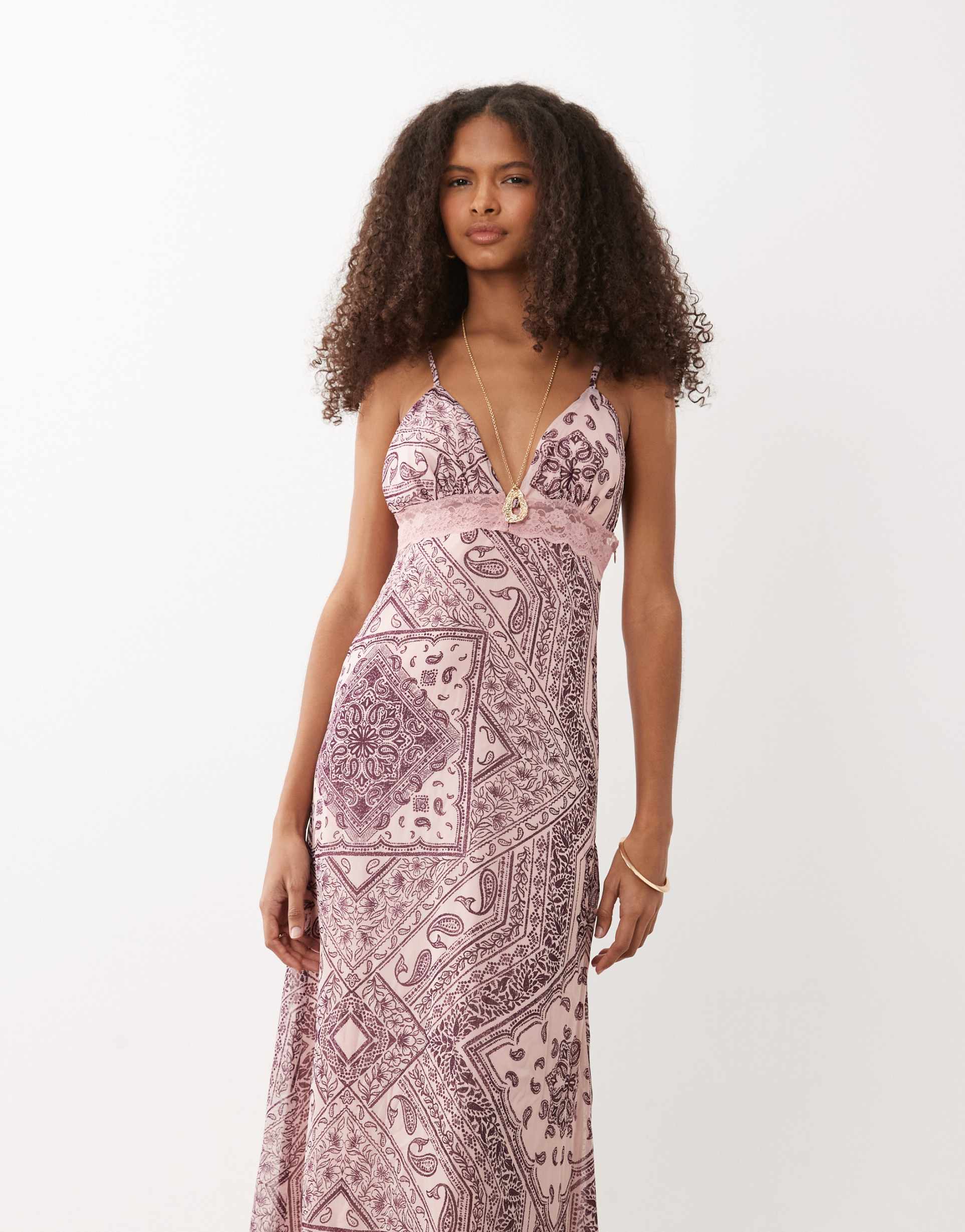 wednesday's girl slip cami midaxi dress in pink paisley print