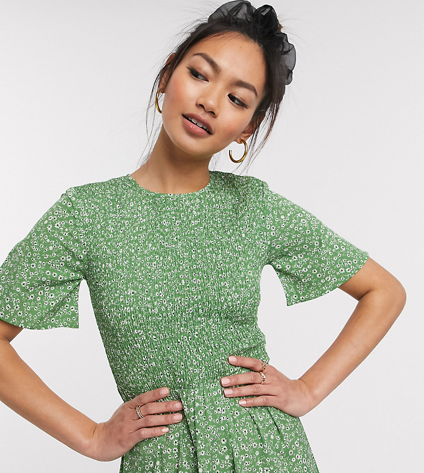 Wednesday's Girl – Småblommig midiklänning med smockad topp och panelsydd kjol-Grön