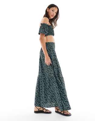 Wednesday's Girl - Sort lagdelt maxinederdel med småblomstret print - Del af sæt - view 1