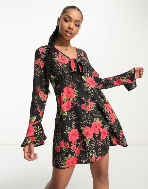Wednesday's Girl – Sukienka mini z dekoltem w kształcie litery V z falbanką w róże - view 1