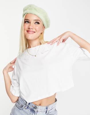 T-shirt corta con colletto in pizzo-Bianco - Wednesday's Girl T-shirt donna  - immagine1