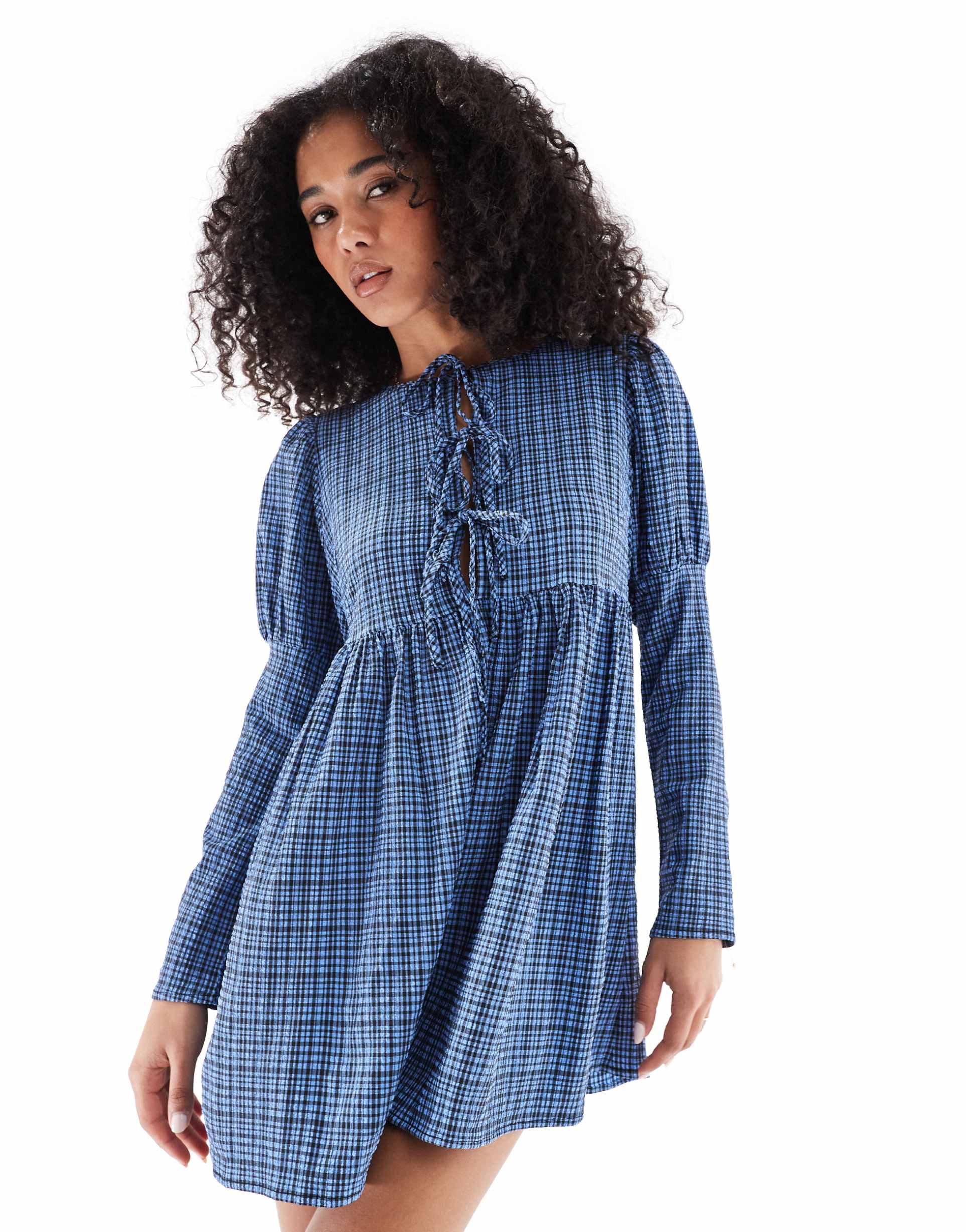 wednesday's girl textured tie-detail mini smock dress in blue
