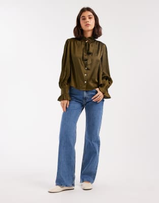 Wednesday's Girl Tie Detail Long Sleeve Floaty Blouse In Green
