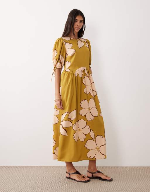 Wednesday's Girl tie sleeve floral midaxi smock dress in green | ASOS