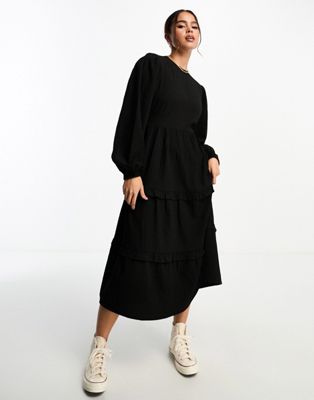 Wednesday's Girl tiered midi smock dress in textured black