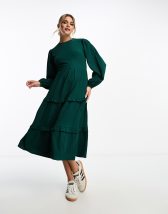 Closet London Petite ribbed pencil midi dress in emerald green