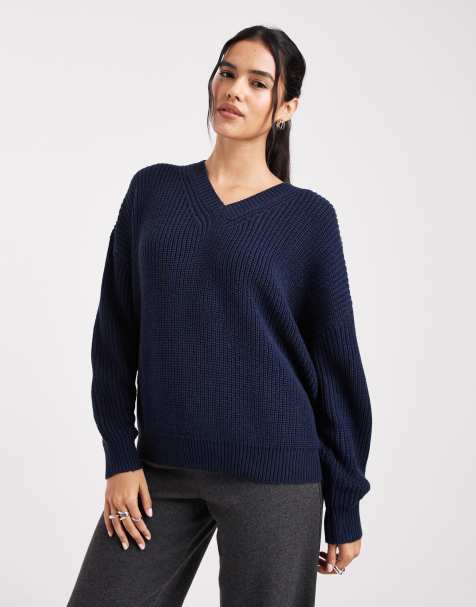 Wednesdays Girl v neck jumper in navy - view 1