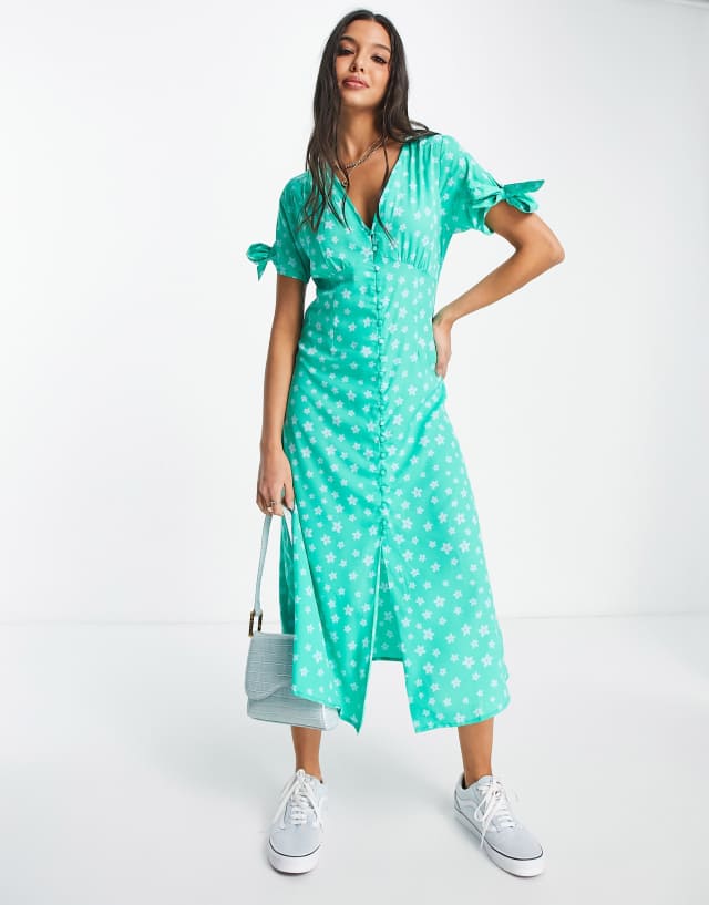 Wednesday's Girl v-neck midi tea dress in green floral