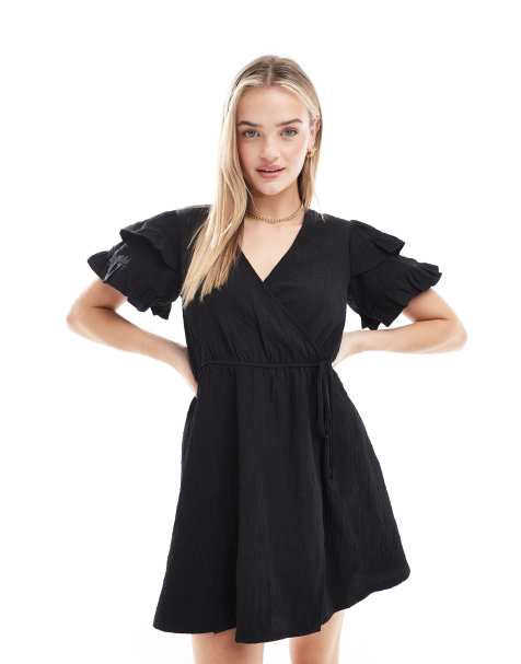 Wednesday's Girl - Vestito corto a portafoglio nero a maniche corte - view 1