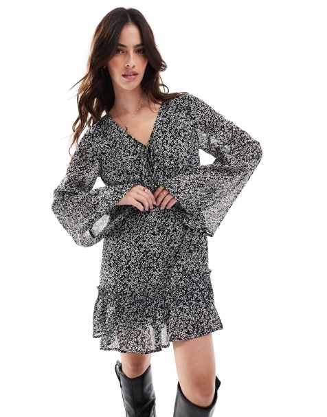 Wednesday's Girl - Vestito corto nero a fiorellini con orlo con volant - view 1