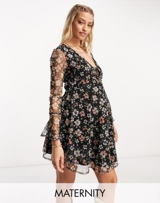 Wednesday s Girl Vestito corto premaman blu navy in rete a fiorellini con maniche svasate ASOS