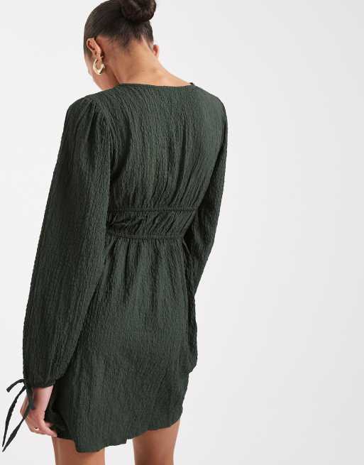 Wednesday's Girl - Vestito corto verde bosco testurizzato con maniche allacciate, 4 di 4