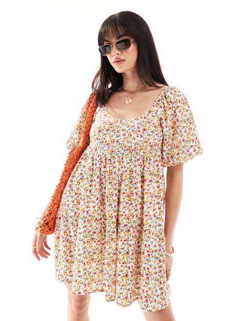 Wednesday's Girl - Vestito grembiule multicolore a fiorellini con maniche a sbuffo