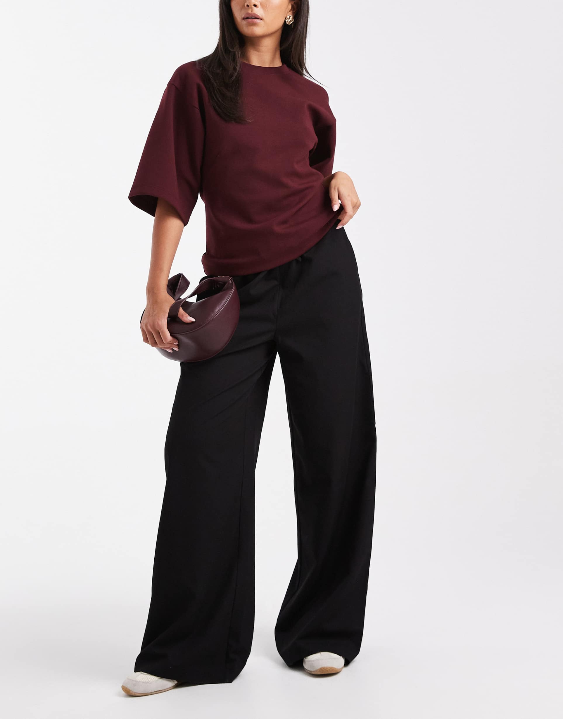 wednesday's girl wide leg slouchy pants in black