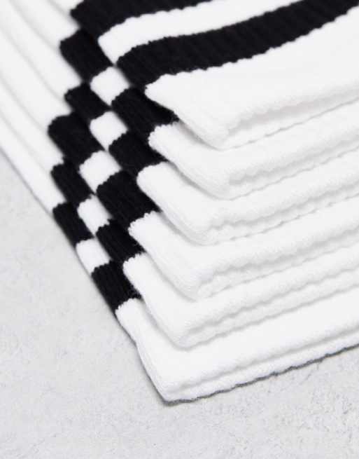 Weekday 3-pack stripe sport socks in white with black stripe, 4 of 4