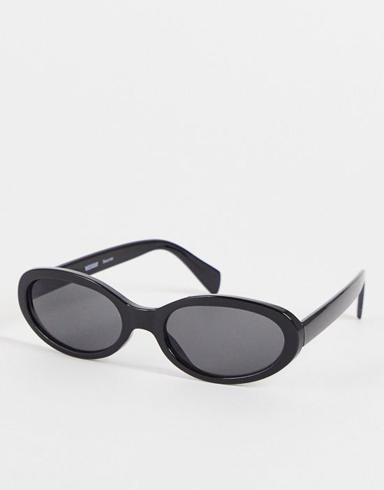 https://images.asos-media.com/products/weekday-90s-oval-sunglasses-in-black/202891261-1-black?$n_550w$&wid=550&fit=constrain