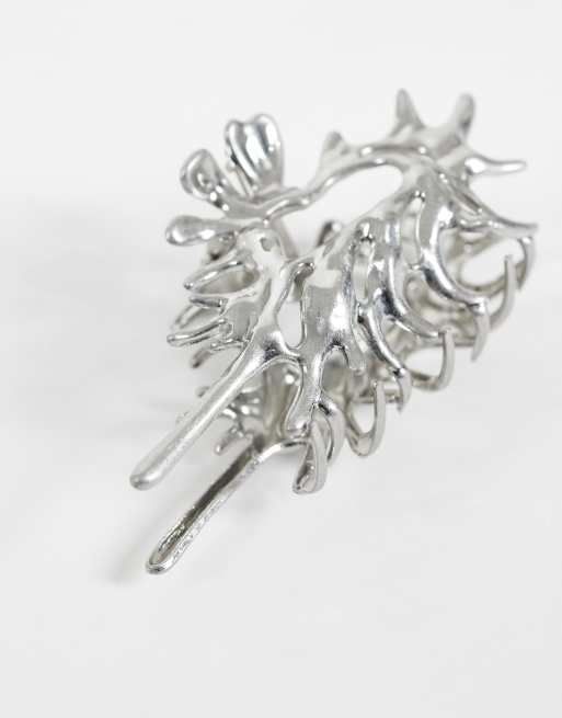 Weekday abstract claw clip in worn silver, 3 of 3