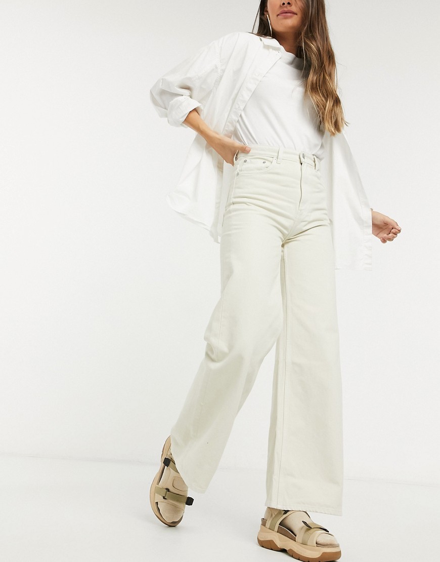 Weekday Ace organic cotton wide leg jeans in tinted ecru-Neutral