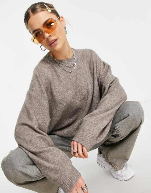 Weekday – Aggie – Szarobeżowy dzianinowy sweter – BROWN