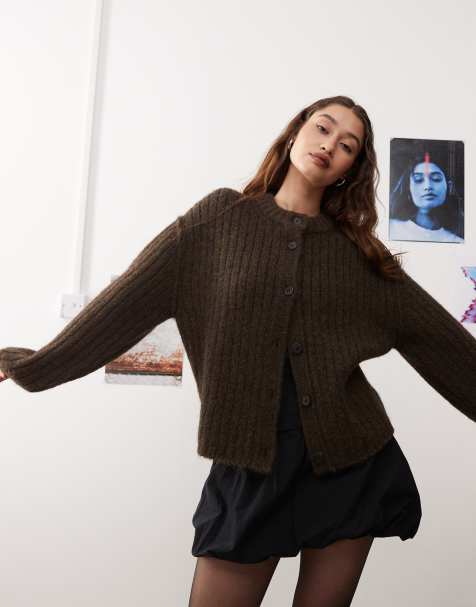 Weekday – Alika – Dicke Strickjacke aus Wollgemisch in dunklem Maulwurfbraun - view 1