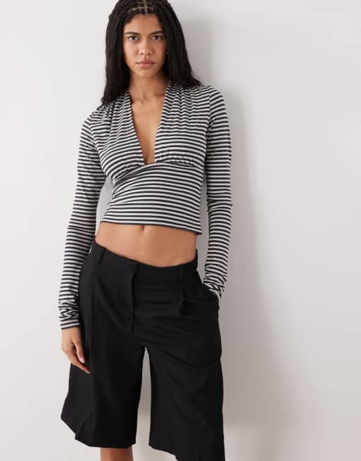 Weekday – Aline – Szary top w paski z głębokim dekoltem typu halter – tylko w ASOS, 3 z 4