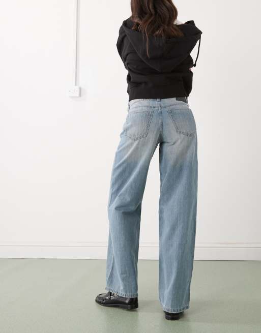 Weekday – Ample – Jasnoniebieskie luźne jeansy z obniżonym stanem i efektem sprania, 3 z 5